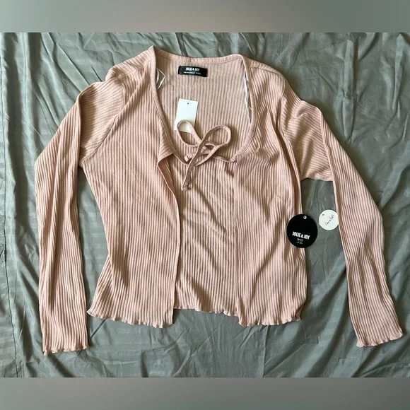 Cardigan set - Picture 1 of 3